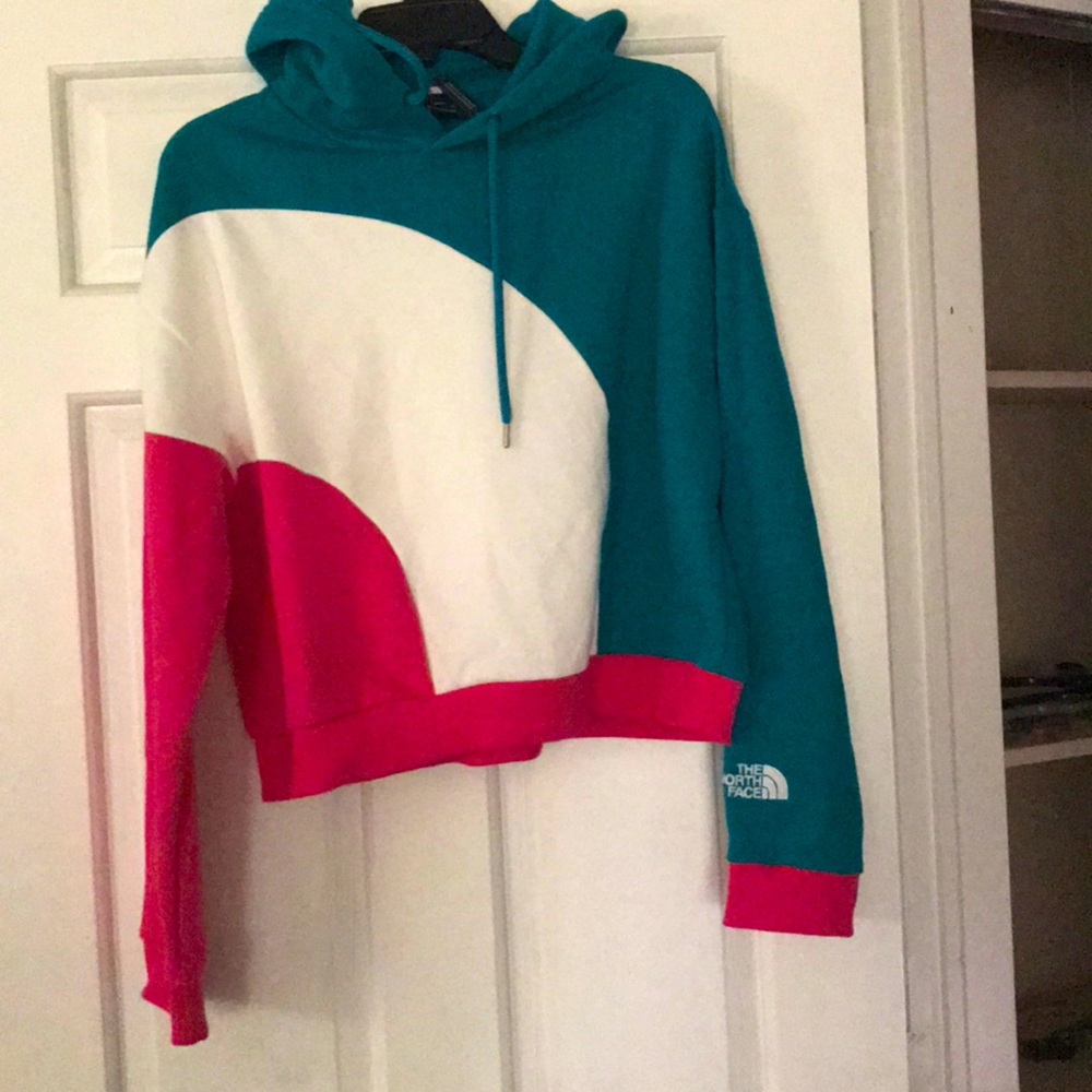 The North Face Women’s hooded sweatshirt